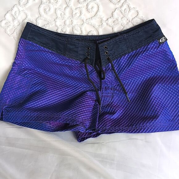 1990s Vintage Metallic Surf Style Short Shorts - Picture 15 of 15
